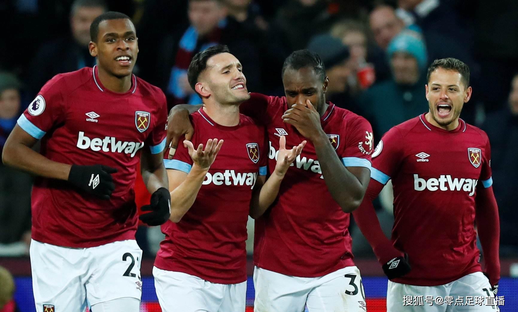 击与边路突 击与边路突