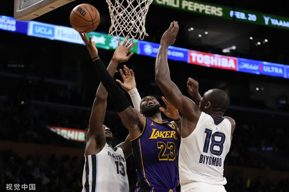 出极大的弹 出极大的弹